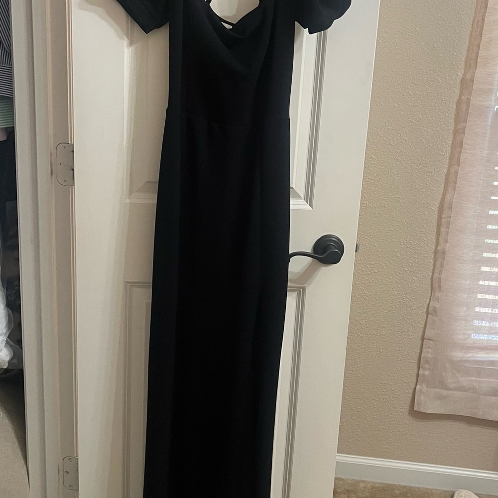 Windsor Classic Black Maxi Dress